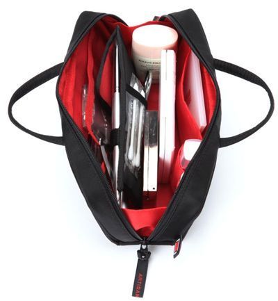 Artisan & Artist - 3WP-BS619 Smart Cosmetic Bag