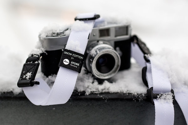 Artisan & Artist - ACAM-E25R - Snow Edition by Leica Store Nürnberg